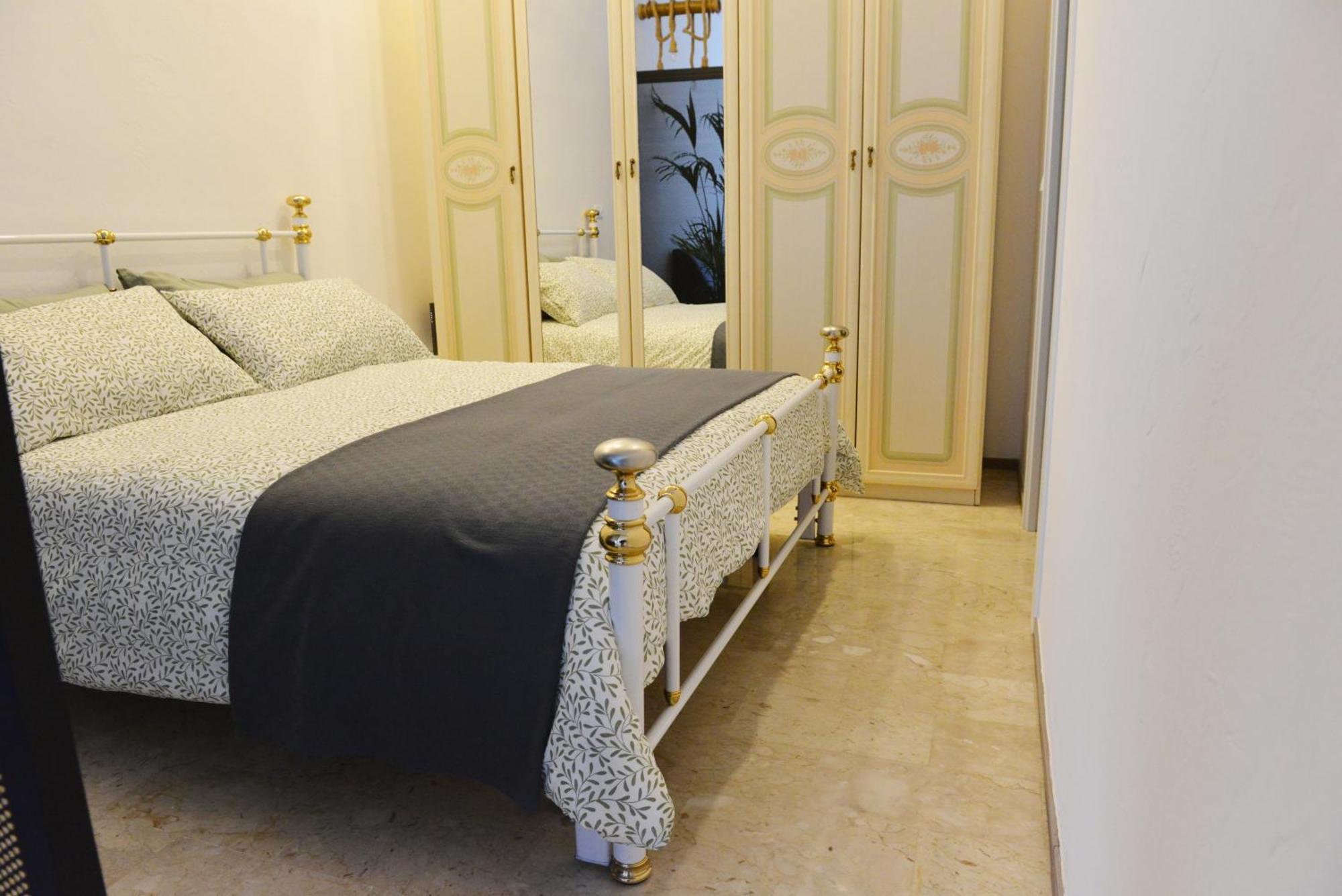 Lippolis Home Monopoli - Locazione Turistica Luaran gambar
